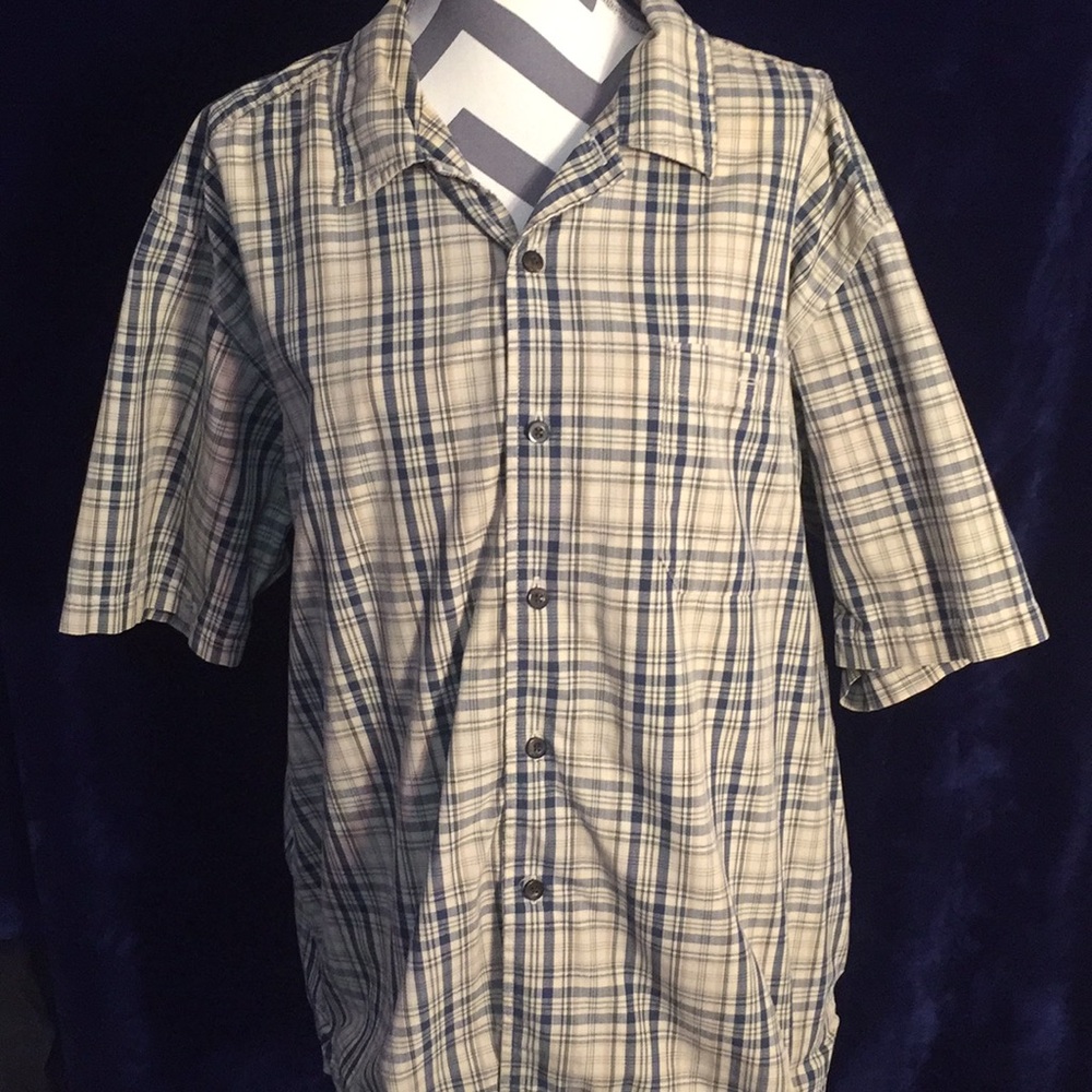 Men’s shirt Eddie Bauer XL pre-owned short sleeve